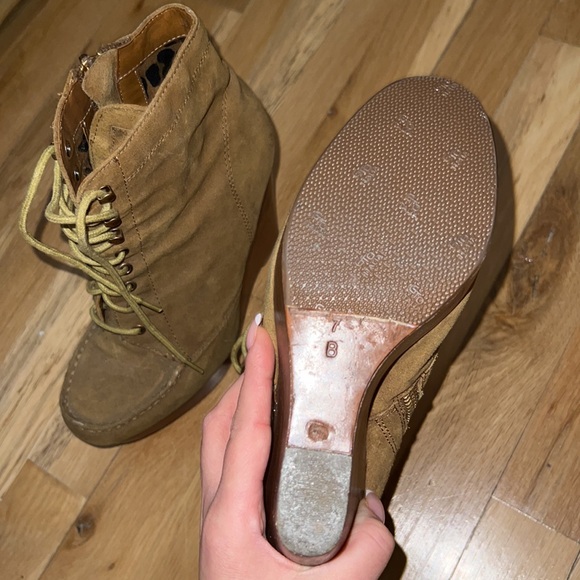 LIANA POPPY COACH ANKLE BOOT - Picture 5 of 7